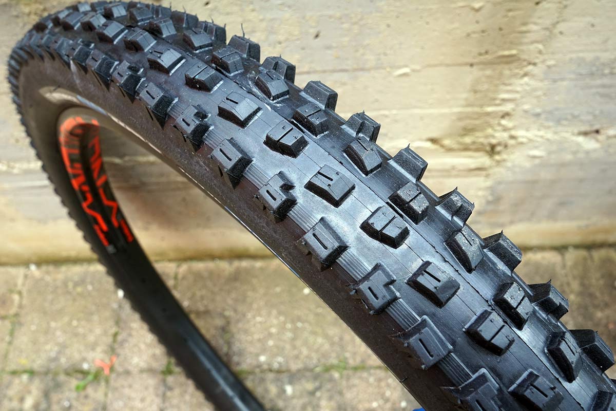 2019 Vee Tire Snap WCE world cup enduro and downhill mountain bike tires