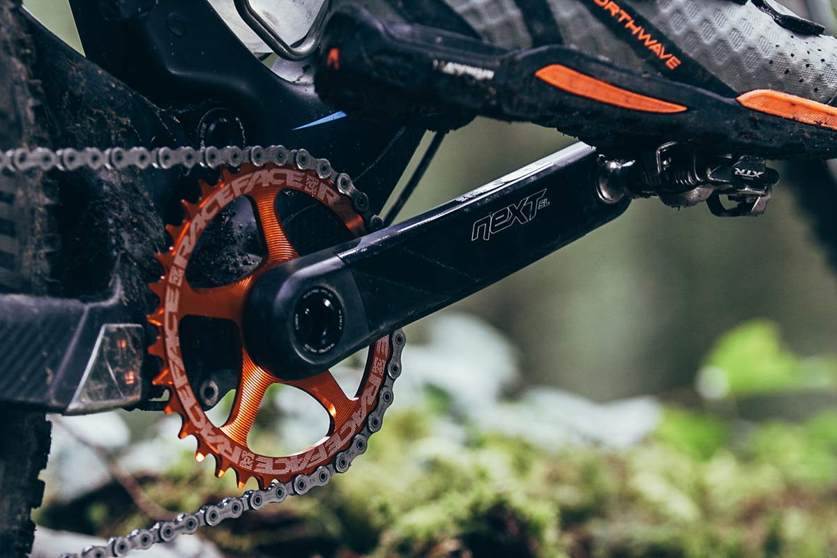 Race Face Next SL G5 ultralight carbon fiber crank arms for xc trail mountain bikes now available with shimano compatible 12-speed chainrings