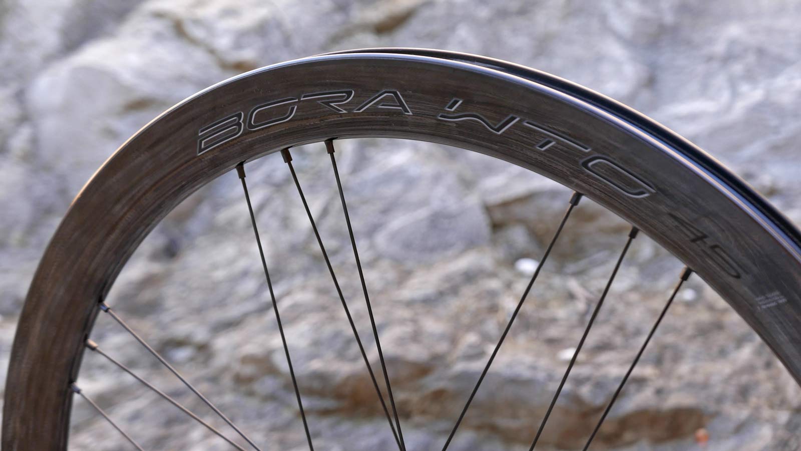 Campy Bora WTO 45 Disc aero road tubeless carbon disc brake road bike wheels