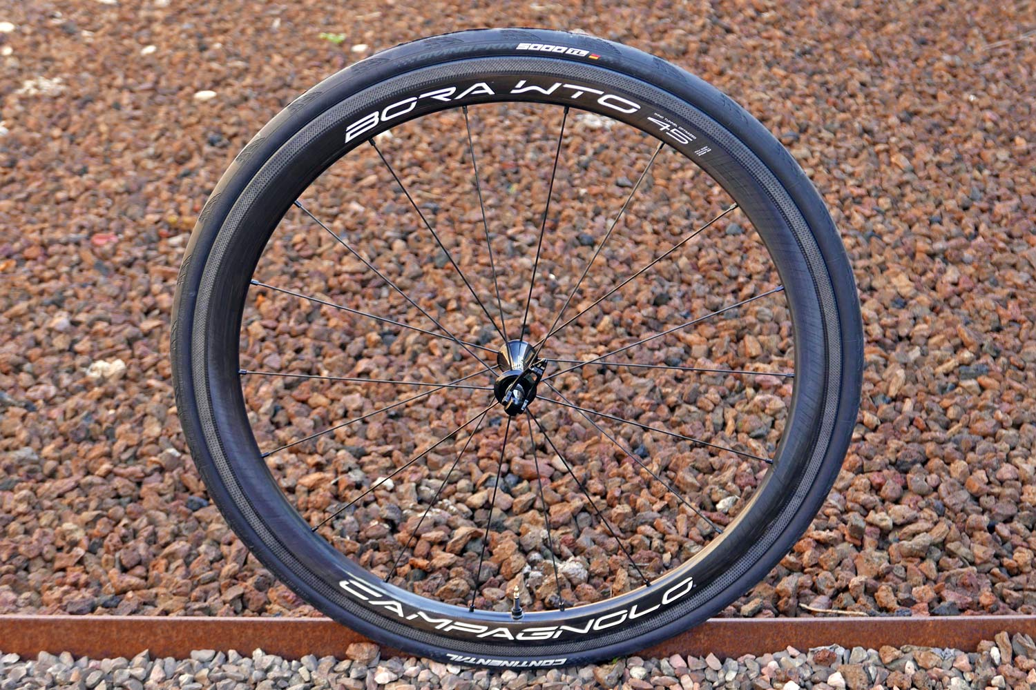 Campy Bora WTO 45 aero road tubeless carbon rim brake road bike wheels
