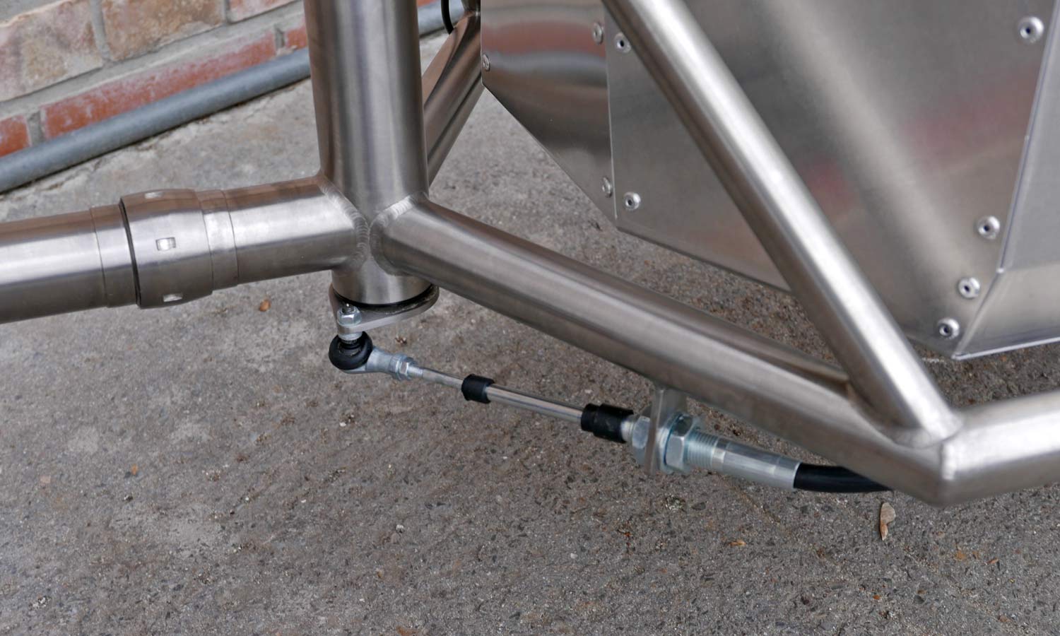 Cargo bike steering store linkage