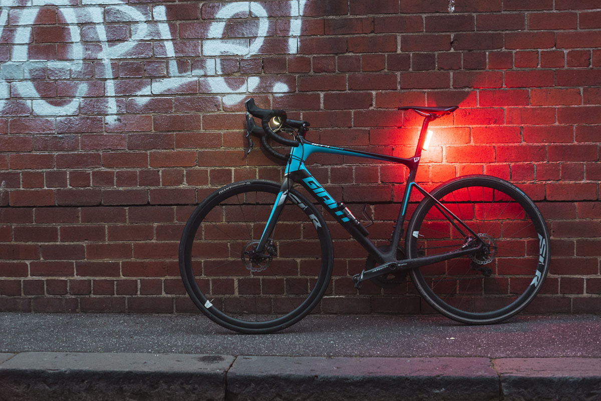 Knog Cobber shines almost all around with 330° of front & rear