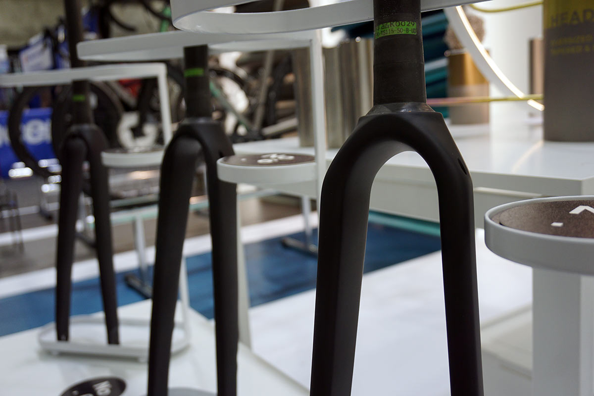 No22 bikes adds No6 carbon fiber forks for road and gravel bikes
