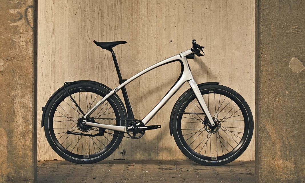 Rose CPTL integrates sleek carbon 650b Gates belt drive urban commuter