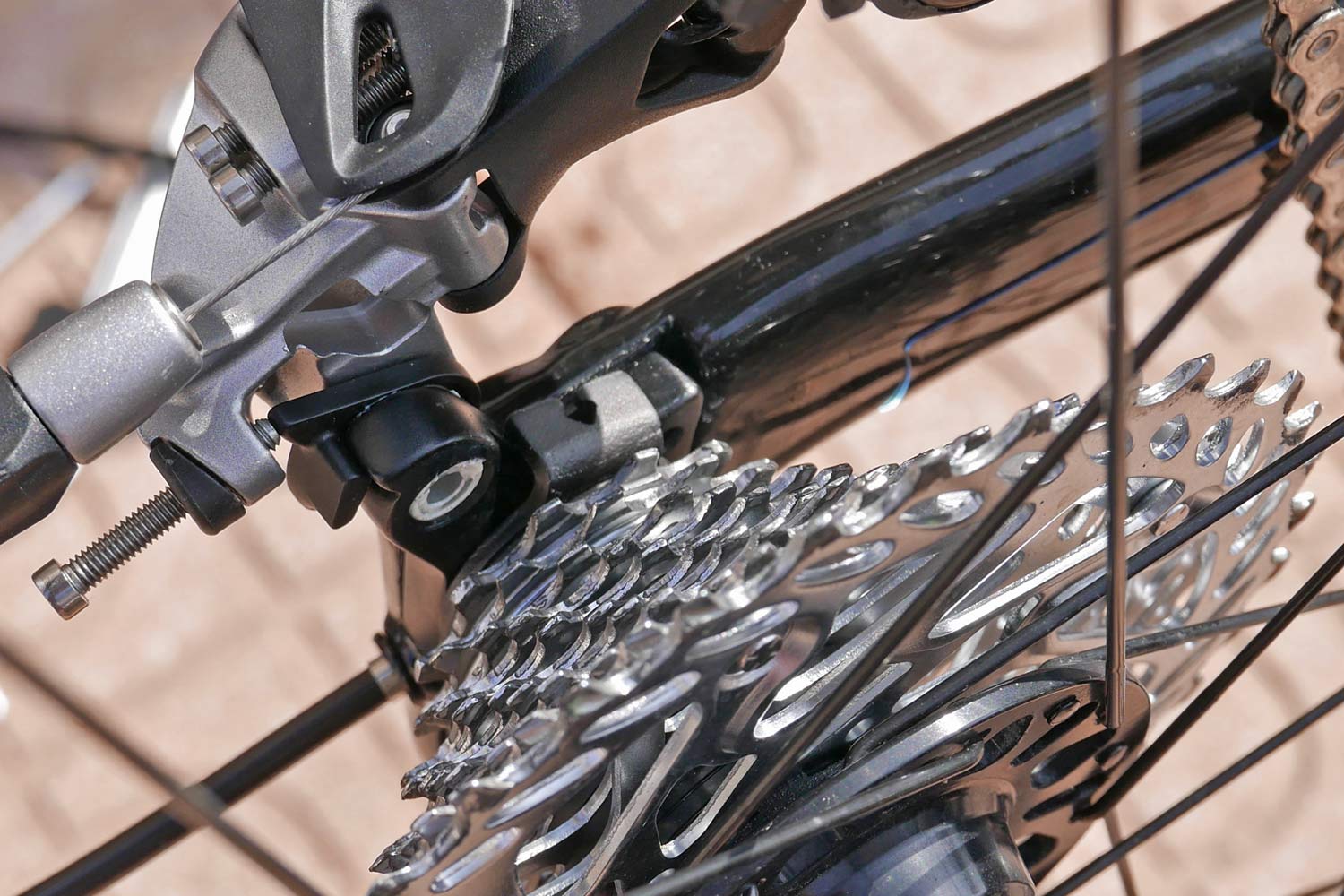 Unior Pocket Lockring Tool, bike touring compact travel 2-in-1 Pocket Spoke & Cassette Lockring Tool