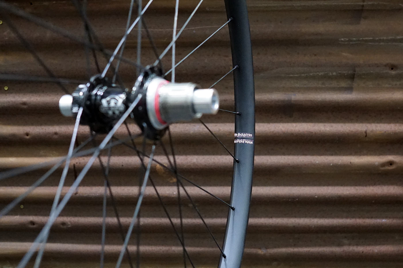 First Look! White Industries rolls out made-in-USA, gravel-ready alloy rims