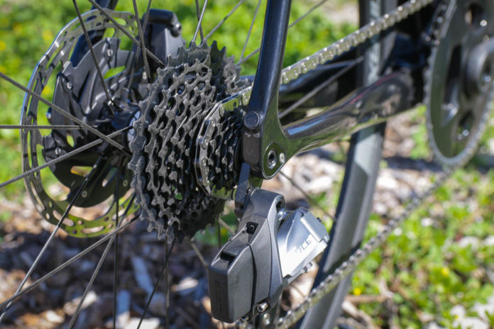 Schwinn Paramount makes return as carbon endurance road bike w/ SRAM ...