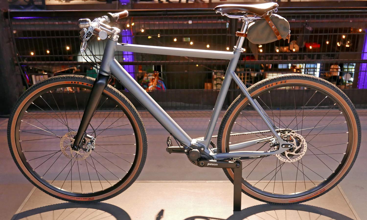 Desiknio Pinion Urban ebike, sleek urban commuter e-bike with integrated battery hub motor and gearbox