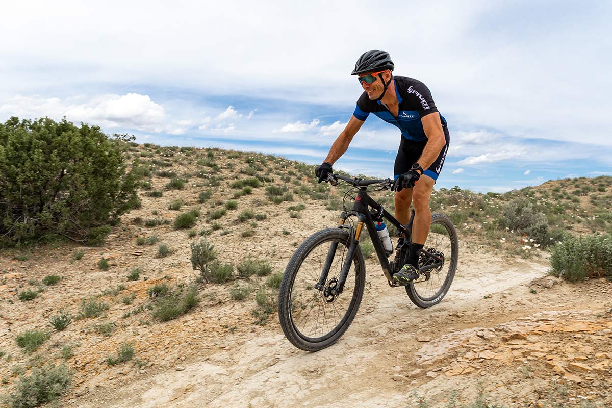 first ride review of new 2020 pivot mach 4 sl xc race mountain bike
