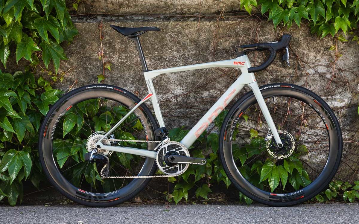 BMC refines & reinvents Roadmachine with ultimate integration for endurance road