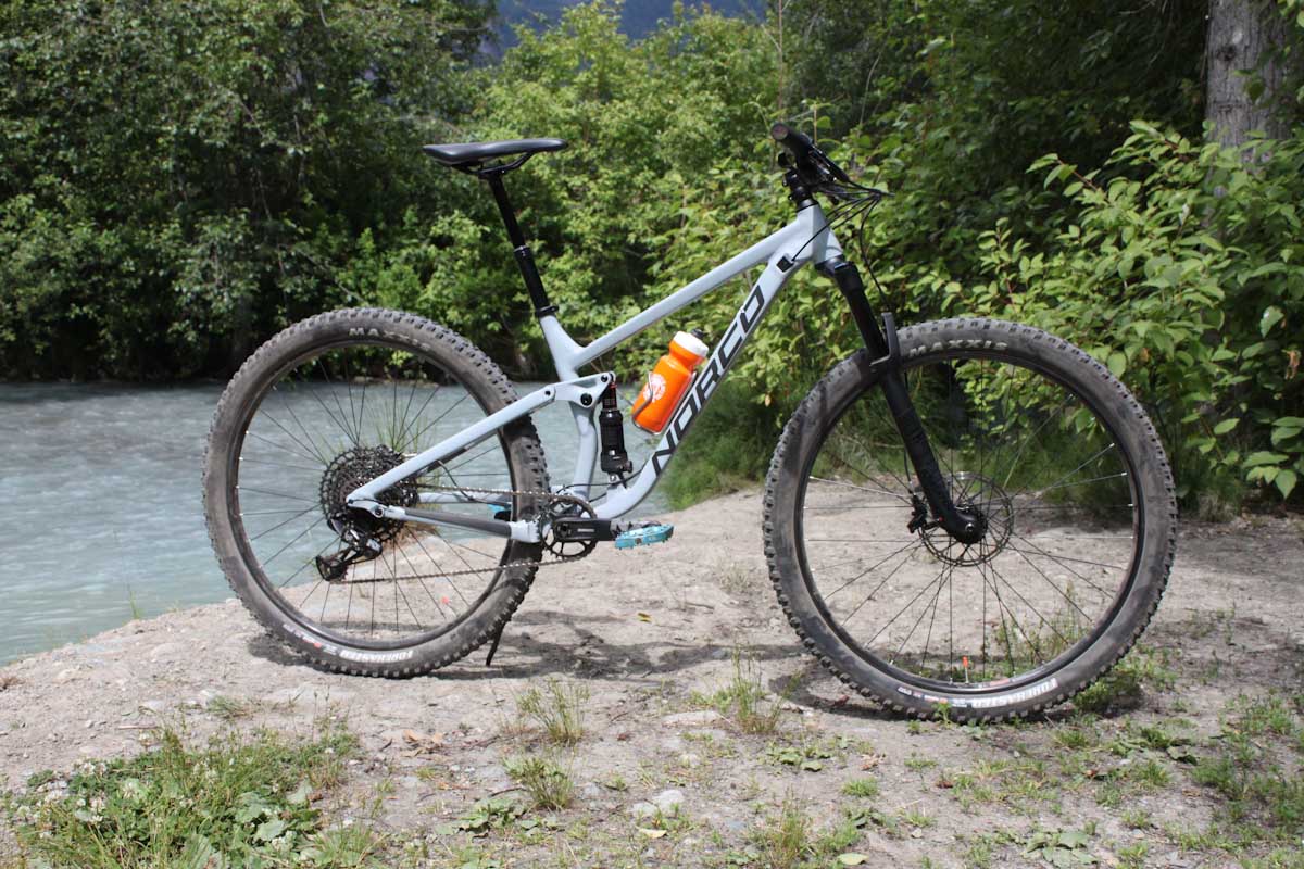 Review: The 2019 Norco Fluid FS1 29er packs a punch with high value build