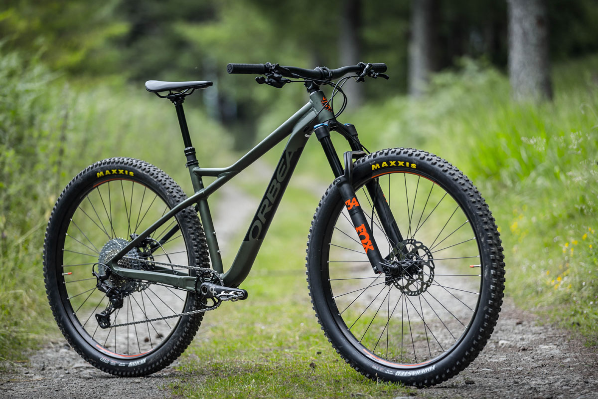 Orbea Laufey attacks the trails with 