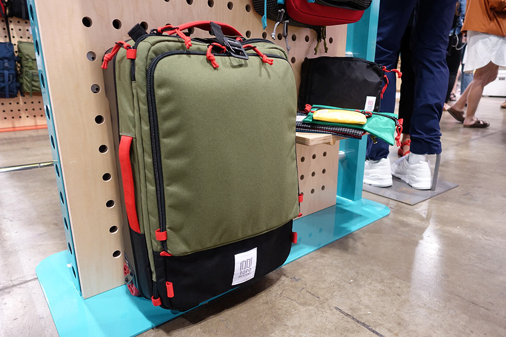 topo designs roller suitcase
