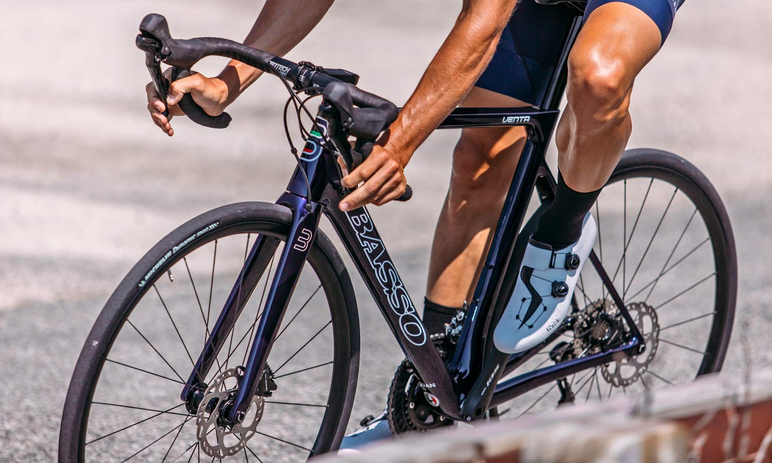 2020 Basso Venta carbon road bike, affordable Made-in-Italy, 20th anniversary Venti all-rounder Italian carbon road bike