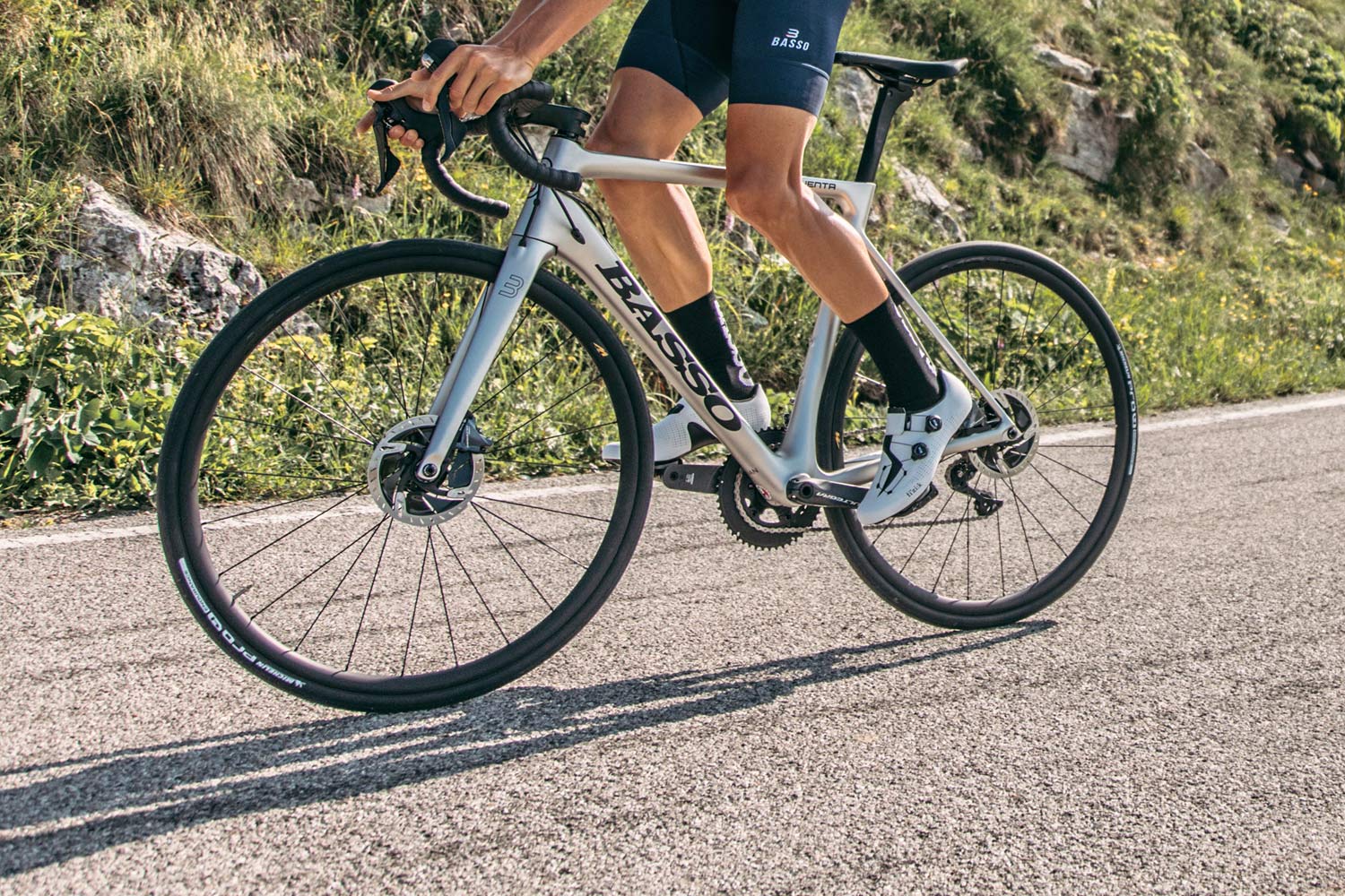 Basso redesigns Venta carbon road bike to celebrate its Venti anniversary