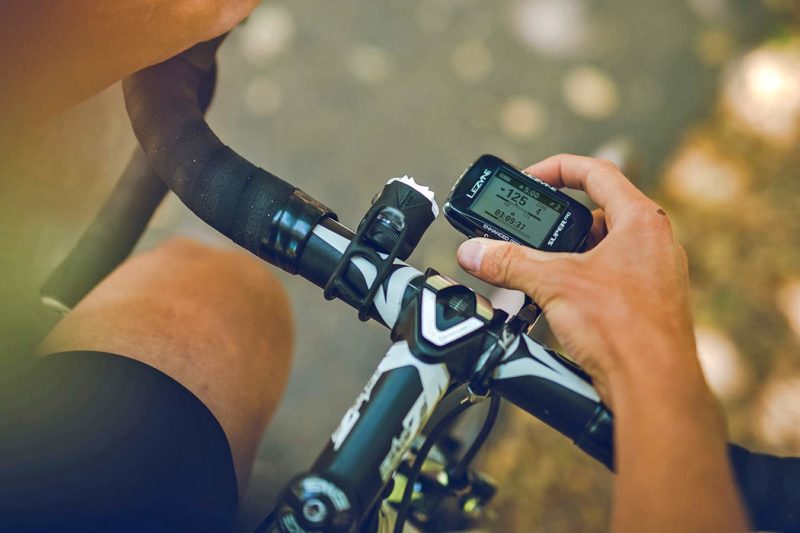 Lezyne Macro Easy GPS, basic simple affordable long-lasting cycling computer