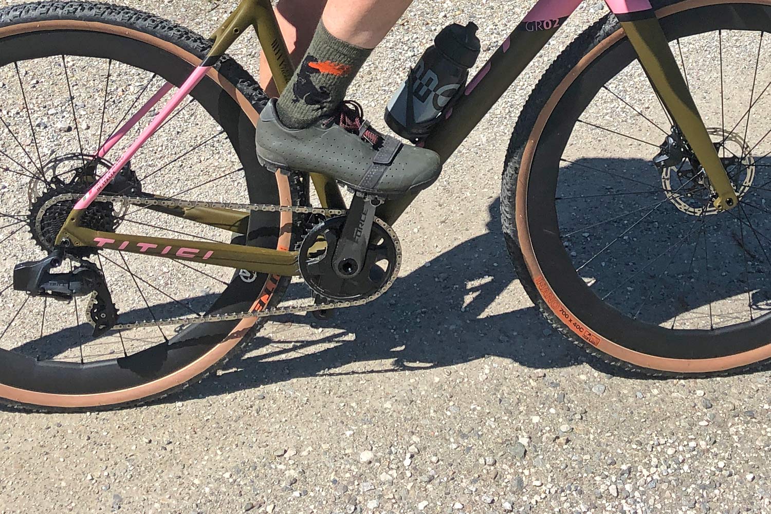 Review: Rapha Explore laces up stiff gravel & road shoes for all-road adventure