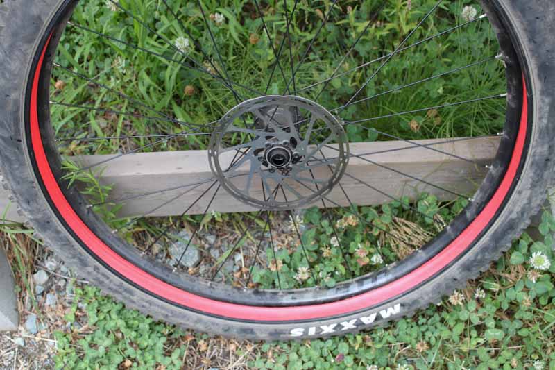 Review: Tannus Armour's MTB tire inserts beg the question How low can you  go? - Bikerumor