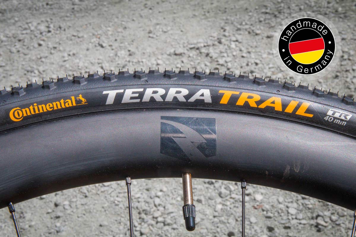 700c trail tires