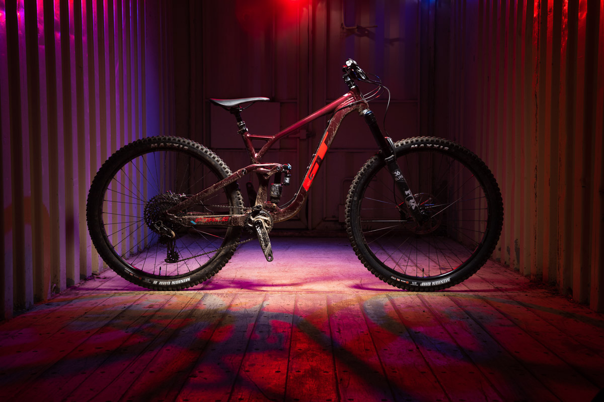 gt force full suspension mountain bike