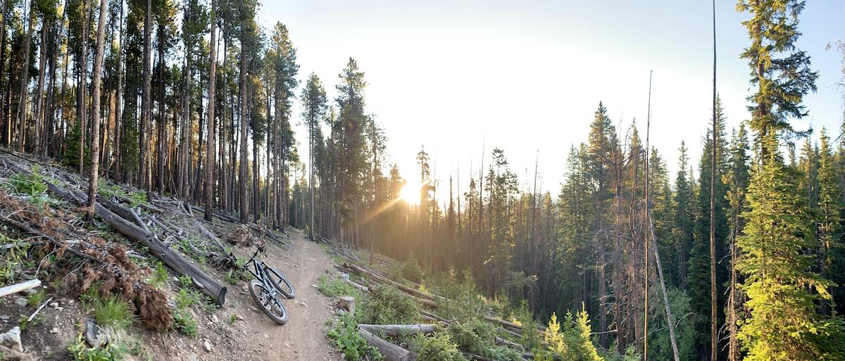bikerumor pic of the day sunrise on the peaks trail in breckenridge colorado.