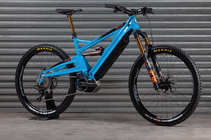 Orange Charger rails the trail with 150mm travel & Shimano STEPS E8000 system