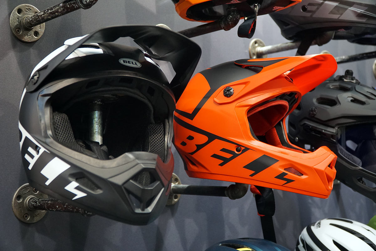 Bell Transfer is an affordable full face mountain bike helmet for enduro and downhill riders