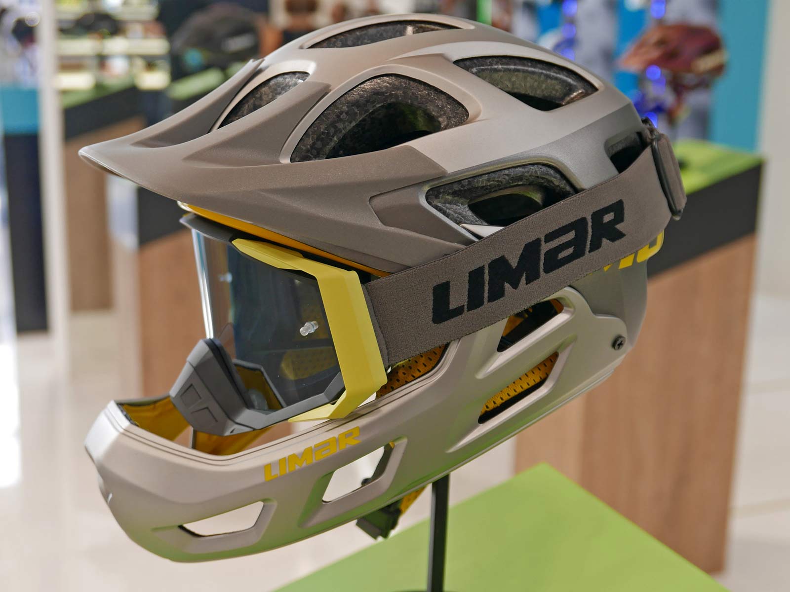LIMAR Alpe helmet drops super lightweight full face enduro protection at just 540g