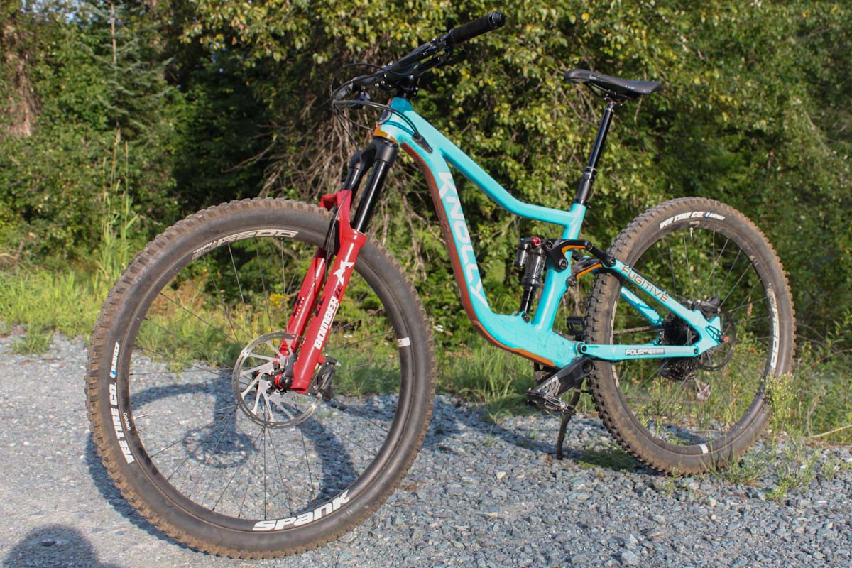 Review Marzocchi S Bomber Z2 Fork Shines When You Bomb Er Bikerumor