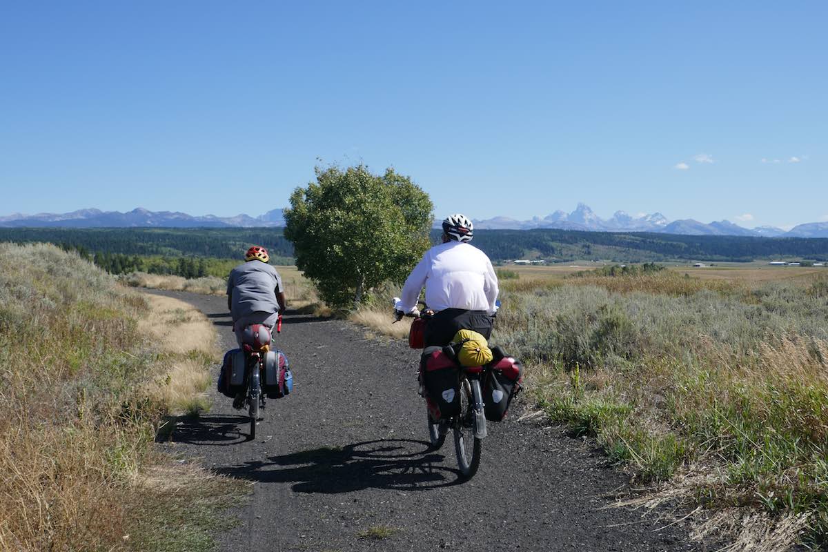 bikerumor pic of the day cycling the greater yellowstone trail.