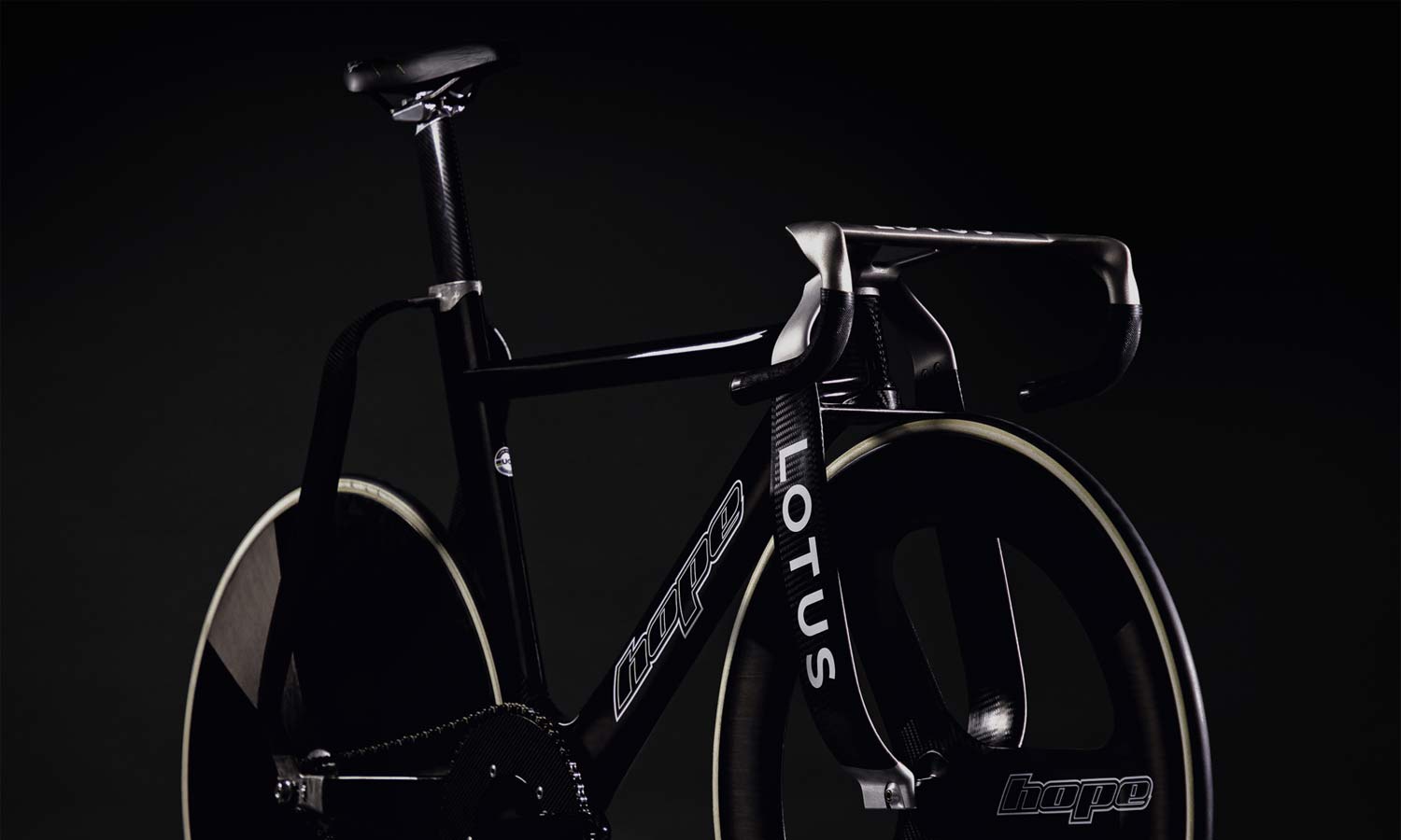 Hope HB.T x Lotus 3D printed ti & carbon track bike is British Cycling’s wild Olympic secret weapon