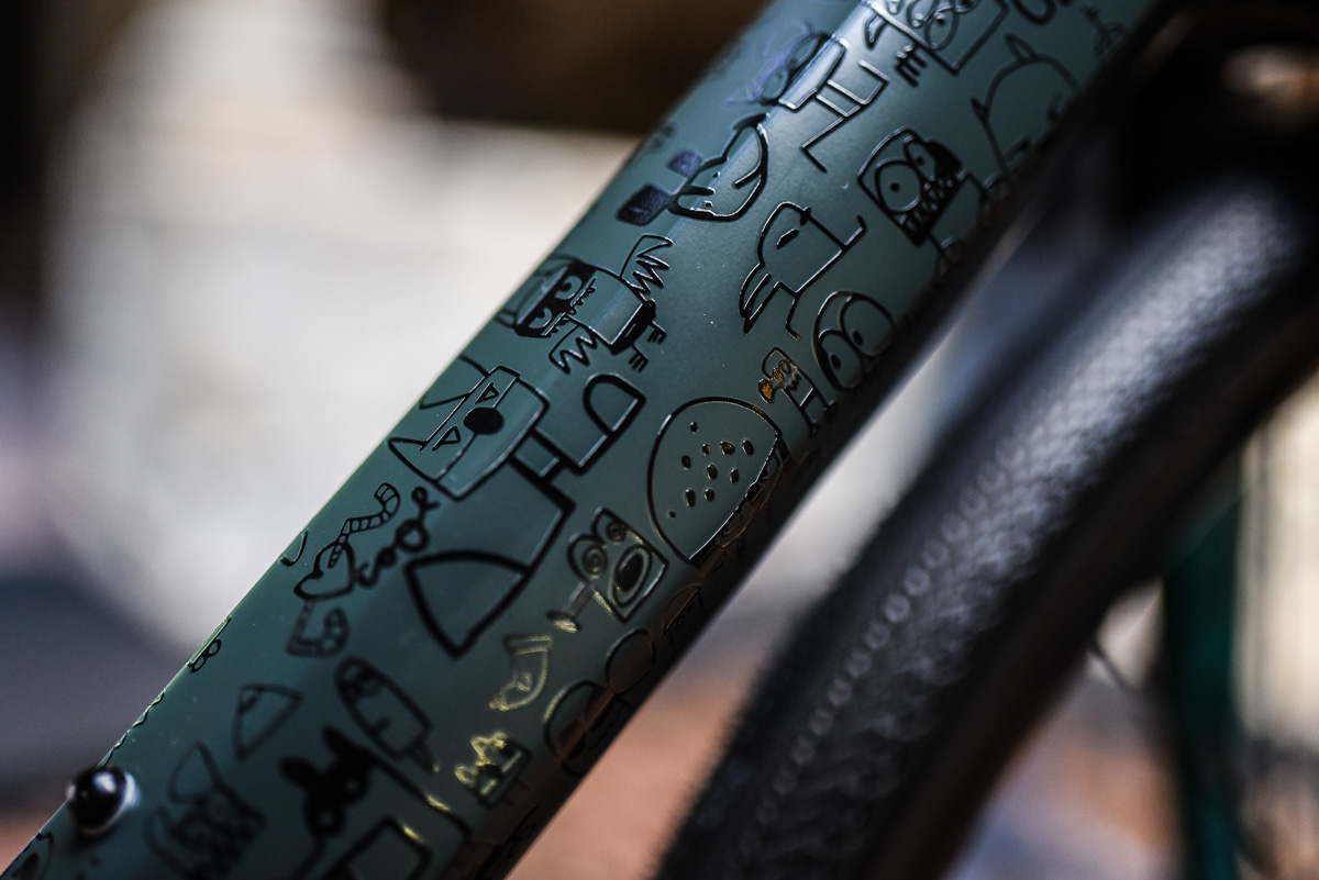 MMR teams up w/ artist Edgar Plans for custom graffiti X-Tour gravel bike