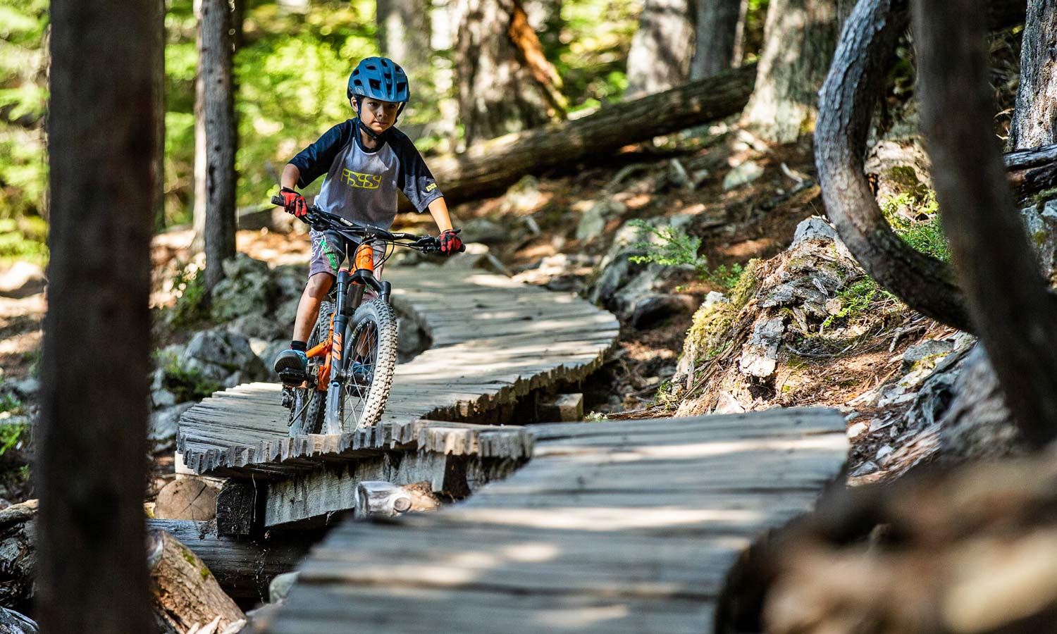 Norco Fluid FS Youth MTB, trail-ready mountain bikes for kids, 20" or 24" bikepark enduro singletrack