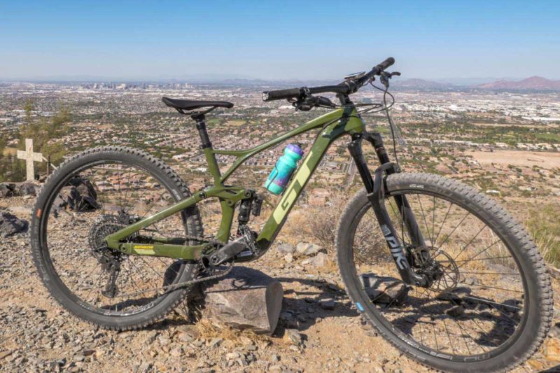 2019 gt sensor mountain bike review
