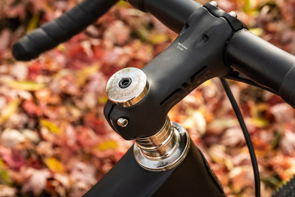 wolf tooth seatpost clamp
