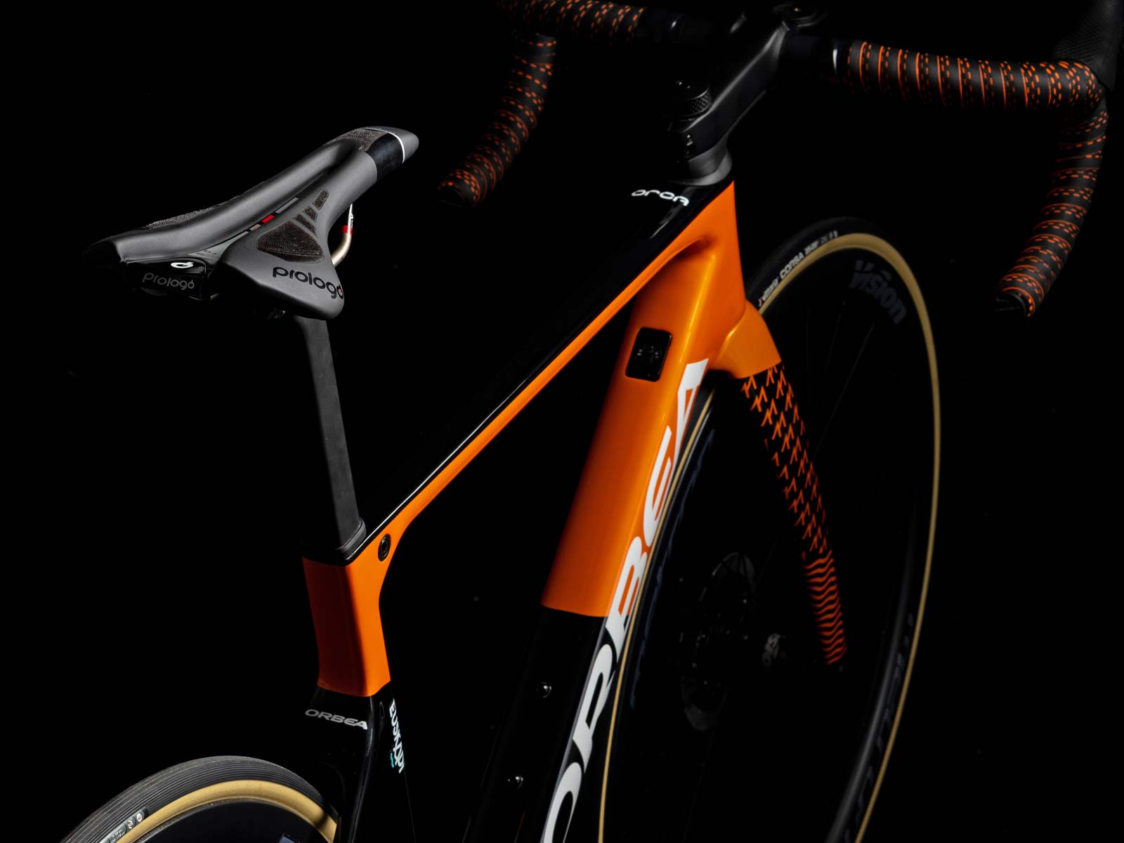 Orbea's orange Orca OMX, the Basque beauty of Fundación Euskadi, coming to  you? - Bikerumor