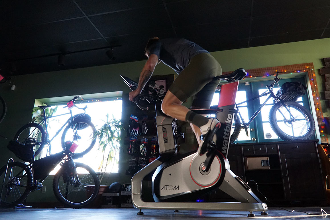 wattbike atom v peloton