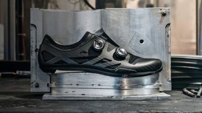 Mavic Comete Ultimate v2 carbon skeleton road shoes cut price, boost performance