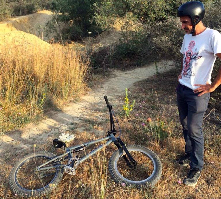 Must Watch Fingers Crossed BMX has us questioning sanity, gluing forks