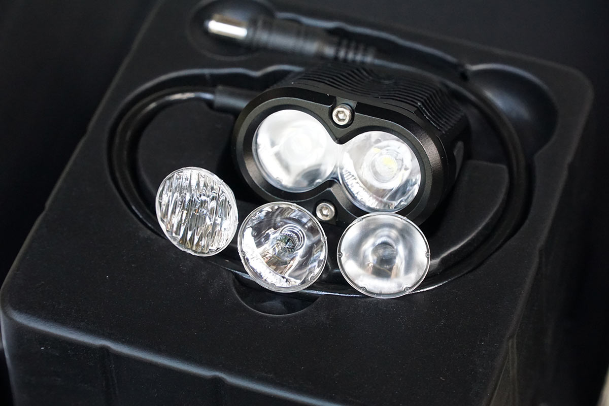 Review: Gloworm X2 offers a mighty, tiny, fully customizable trail bike  light - Bikerumor