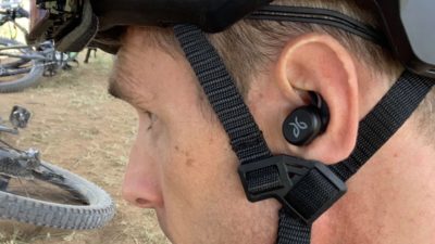 Review: Jaybird Vista are the perfect “everything proof” wireless earbuds for cyclists