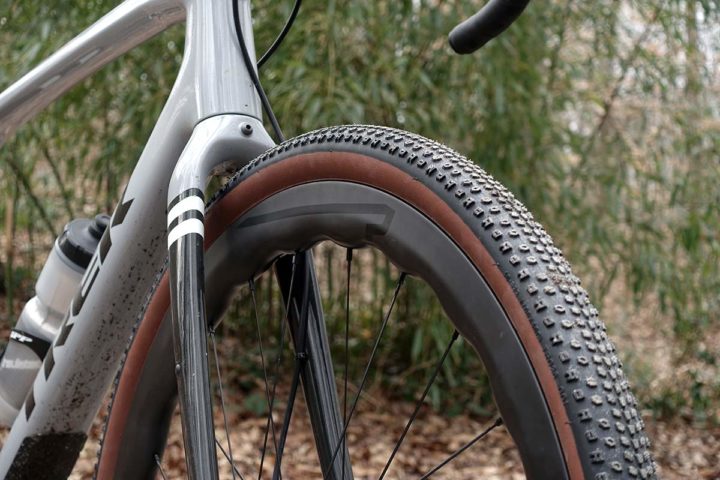 Featured image for the article Review: Princeton CarbonWorks GRIT 4540 gravel wheels make riding offroad a lot groovier