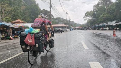 Bikerumor Pic Of The Day: Tandem Cycling – Malaysia