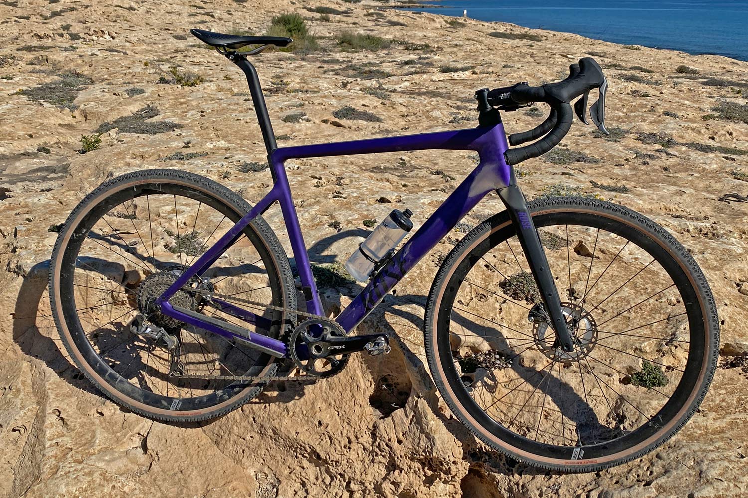 2020 Rose Backroad gravel bike, affordable lightweight carbon gravel road bike, consumer-direct exclusive, Backroad GRX RX810 Di2 purple