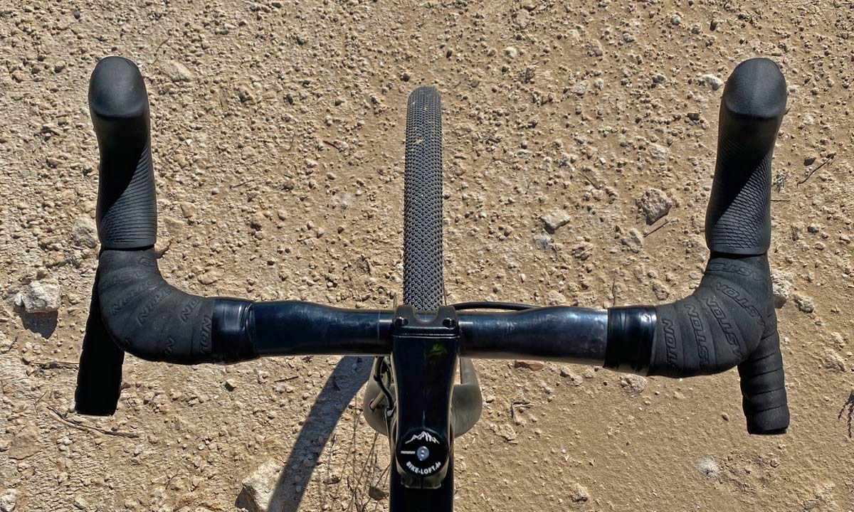 Beast Gravel Bar and Wheelset, handmade-in-Germany carbon gravel bike dropbar handlebar, hookless tubeless carbon wheels