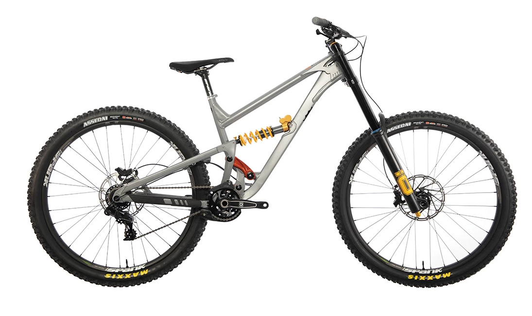Canfield Bikes hits big with CBF ONE.2 DH / FR bike on 29" or 27.5" wheels