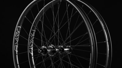 ENVE builds new Foundation Collection with US Made carbon, more affordable AM30 MTB wheels