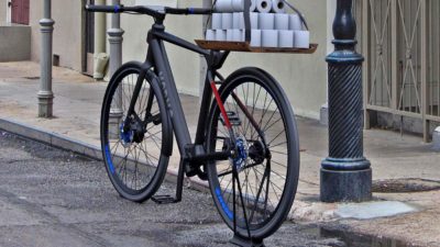 Modmo Saigon urban e-bike integrates all the tech, uses modular attachment to power your bike commute