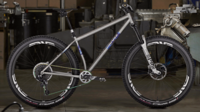 Moots Womble widens tire clearance & tubing for aggressive new titanium hardtail
