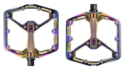 Crank Brothers offers shiny limited edition Oil Slick Stamp 7 flat pedals
